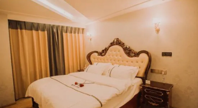 Suite Deluxe Lanmeng Theme Hotel