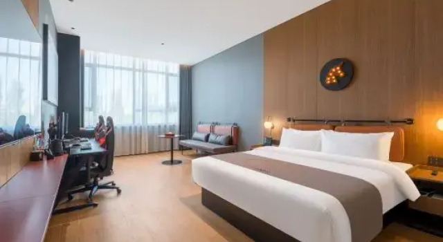 Homeinn Plus Hotel (Hotan Huochezhan), Varaa Hotelli Hotan Xinjiang