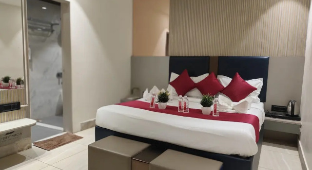 Hotel Shirdi Park Inn 80 Meters From Sai Samadhi Temple, Забронировать Отель Отели штата Махараштры 3 звезды, 3*
