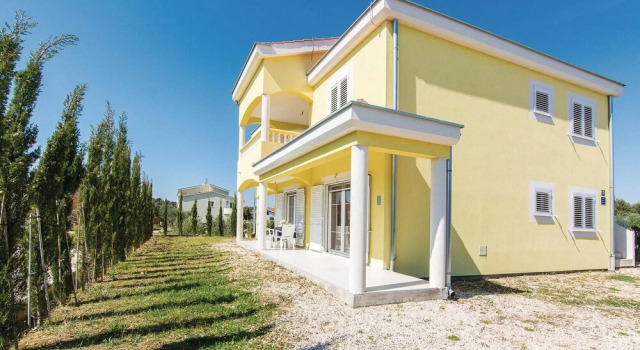 Beautiful Apartment in Pakostane With 2 Bedrooms and Wifi