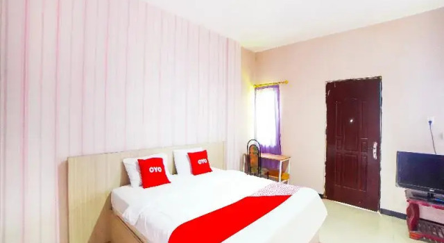 Люкс OYO 91283 Sg Premium Guest House