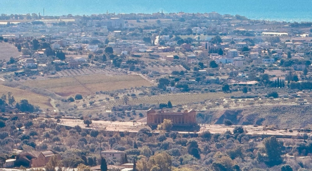 Номер Standard с красивым видом из окна MiraValle Agrigento 2