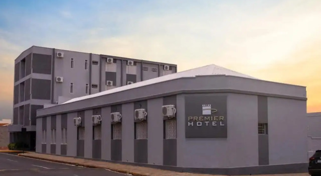 Premier Hotel