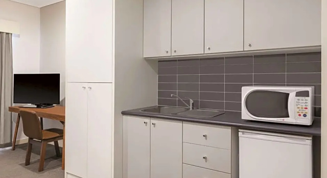 Двухместные апартаменты с 3 комнатами Adina Apartment Hotel Perth Barrack Plaza