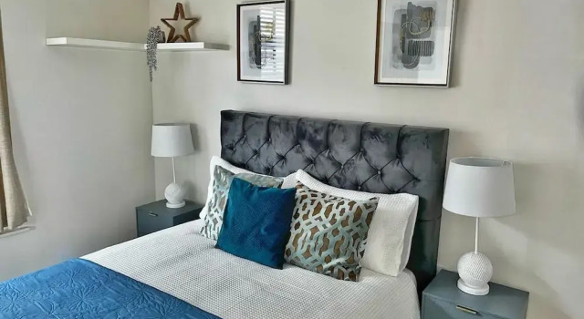 Luxurious One Bedroom Apartment in Northampton, Varaa Huoneisto Asunnot kohteessa Merseyside, Huoneisto