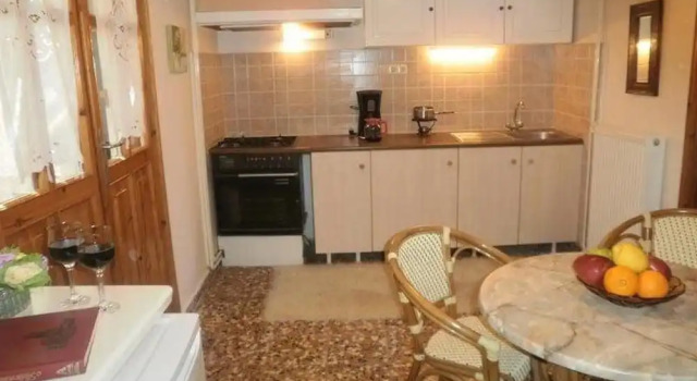 Апартаменты с 3 комнатами с балконом Karavos Sea View Apartments