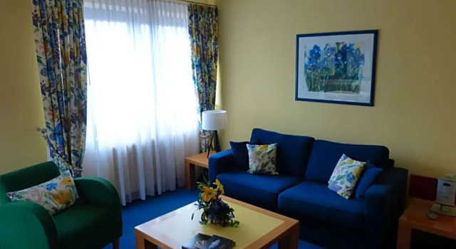 Люкс Hotel Roshop