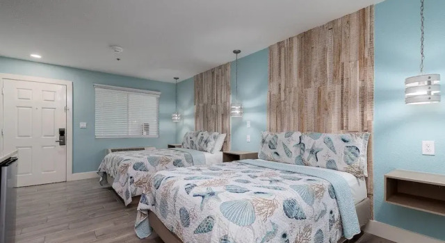 Четырёхместный семейный номер Standard Цокольный этаж Bluffs Landing Lodge