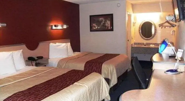 Номер Standard Rodeway Inn Fort Wayne Hotel