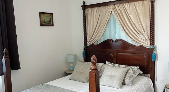 Номер Luxury Château de Saint-Genix