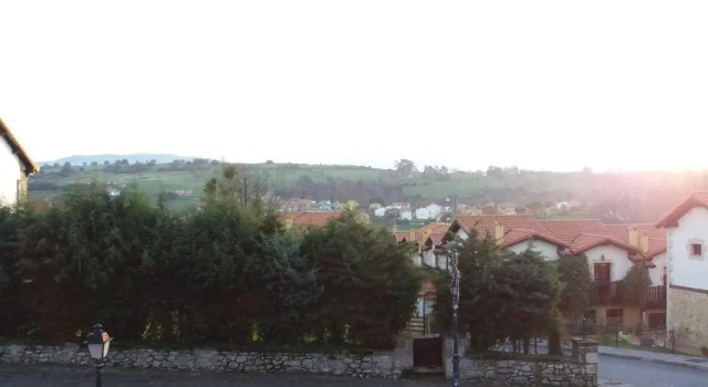 Апартаменты с балконом Apartamentos LLave de Santillana