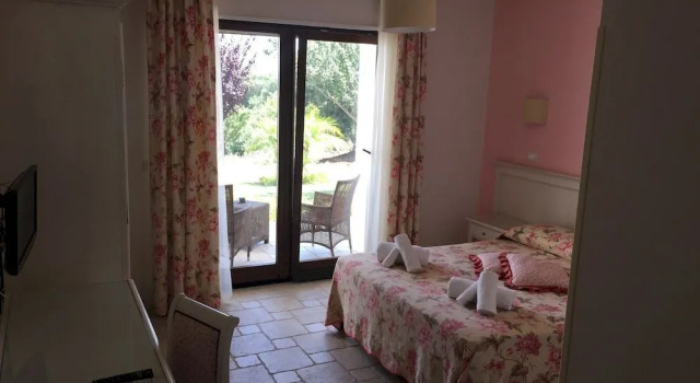 B&B La Vigna, Забронировать Отель «постель и завтрак» Каровиньо Долина Итрии
