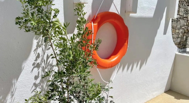 Vammos Luxury Residences, Prenota Appartamento Hotel a Paro con piscina, Piscina