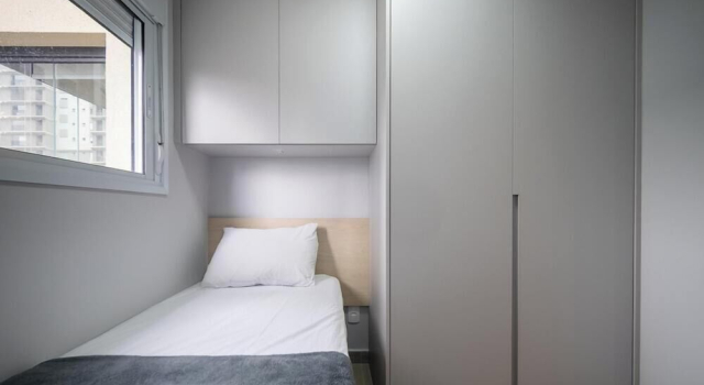 Apt in a Build. w/ a Rooftop Pool, Just 350m From the Metro - Ipis