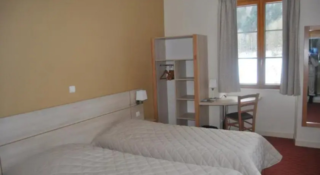 Hotel Restaurant de la Source, Prenota Hotel Consolation-Maisonnettes 