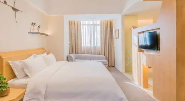 Номер Standard Ceramics International Hotel