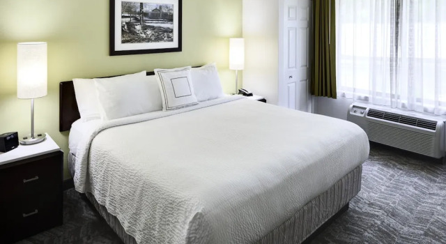 Двухместный номер Standard SpringHill Suites Milford