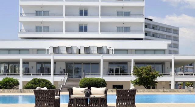 Lucy Hotel
