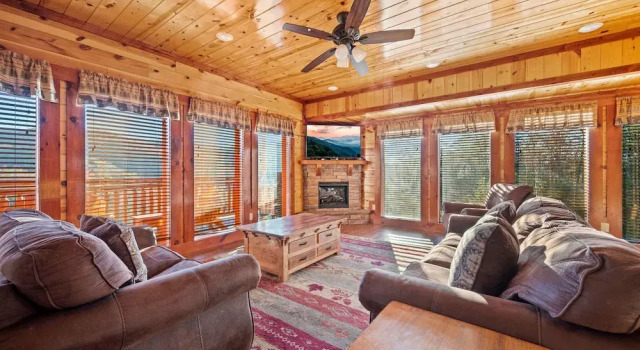 Exquisite Getaway w Indoor Pool Theater