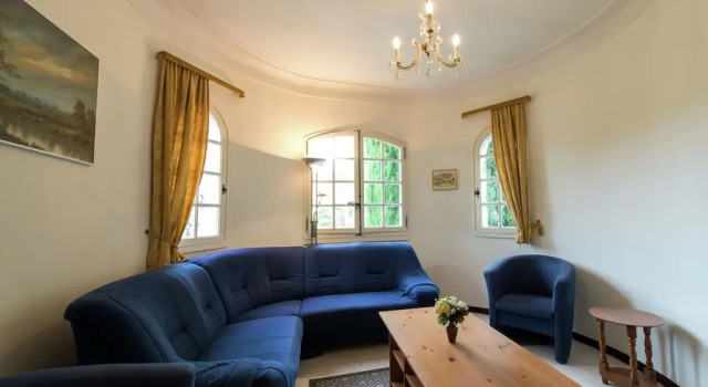 Beautiful Villa in Nyons with Swimming Pool