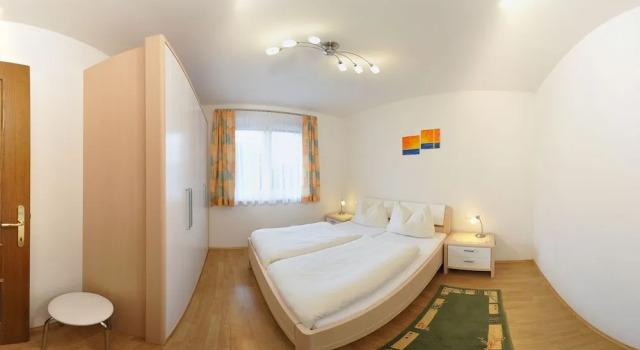 Karglhof Bungalows, Rezerwuj Apartament Hotele w Karyntia z parkingiem, Parking