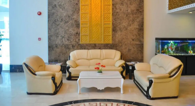 Golden Treasure Tower Family Apartment, Rezervovat Apartmán Hotely v Capital Governorate s bazénem, Bazén