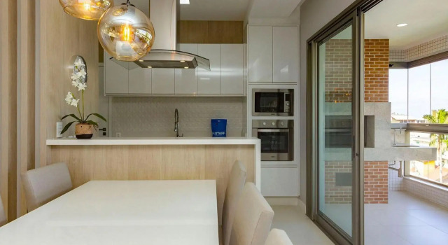 Punta Blu 102-9 - Condomínio luxuoso com vista para o mar - Piscina - Quadra poliesportiva, Забронировать Отель Бомбиньяс Санта-Катарина, рядом с Пляж Бомбас