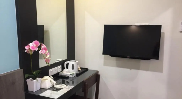 Ekonomi tek kişilik oda Meriton Inn Hotel