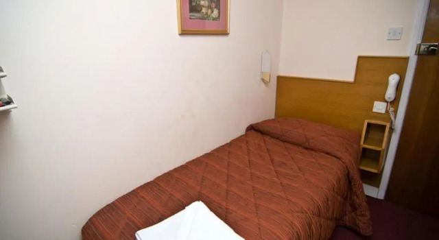 Одноместный номер Standard Seymour Hotel