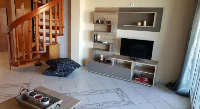 Апартаменты Bungalow White Apartments