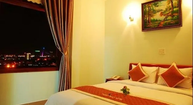 Tuong Phat Hotel, Prenota Hotel Da Nang Da Nang