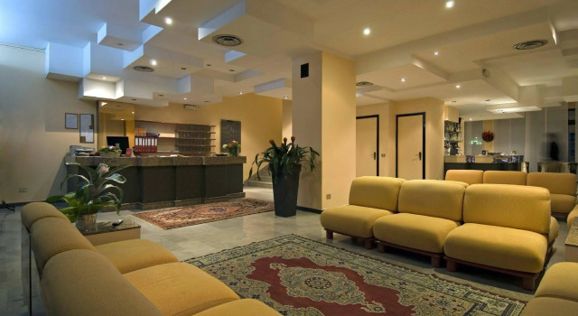Hotel Ambassador