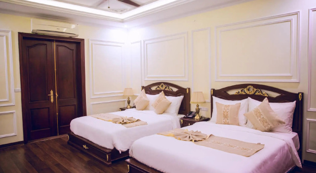 Семейный люкс с балконом Thai Ha Luxury Hotel