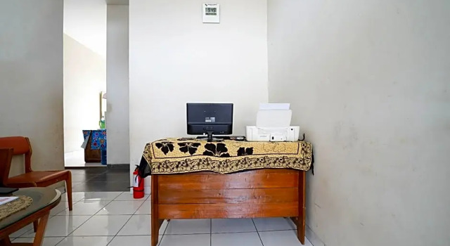 OYO Life 2874 Berlian Residence, Rezerwuj Hotel Palembang Sumatra