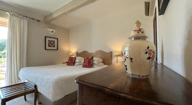 Двухместный номер Deluxe с балконом Hotel Les Messugues
