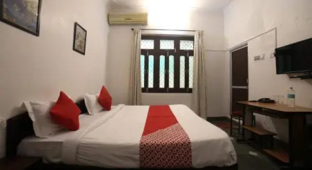 Royal Stay by OYO Rooms, Rezerwuj Hotel Hotele w Rajasthan z parkingiem, Parking