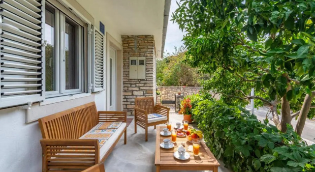 Коттедж с 3 комнатами Holiday Home Tamjan