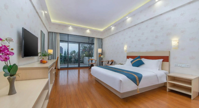 Shenzhen Evergreen Resort Hotel, Rezerwuj Ośrodek wypoczynkowy Hotele w Shenzhen z parkingiem, Parking