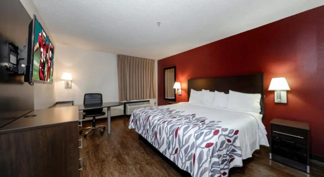Люкс Red Roof Inn & Suites Savannah Airport