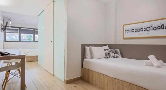 Трёхместный номер Aparthotel Bcn Montjuic