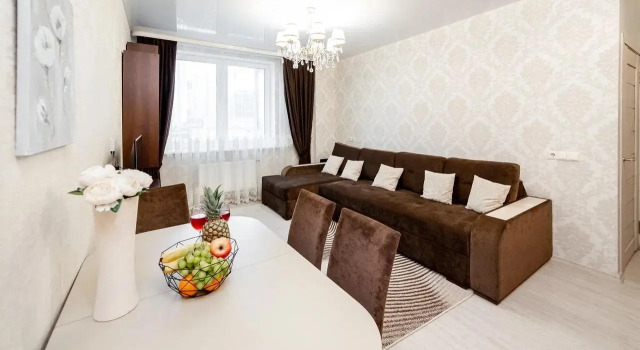 Apartment on Dzerzhinsky Avenue, Buchen Sie Ferienwohnung Moskovsky Raion 