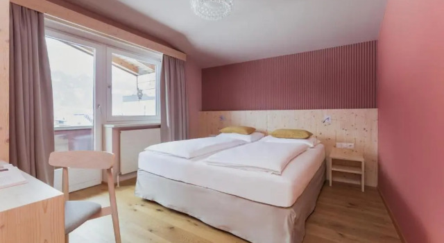 Двухместный номер Standard с балконом Mari Pop Hotel