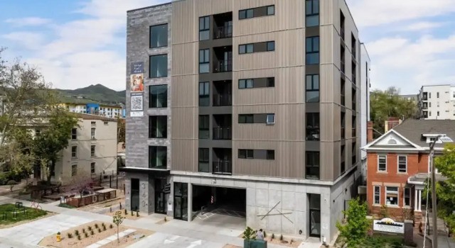 Landing Apartments Downtown Salt Lake City Near Trolley Square