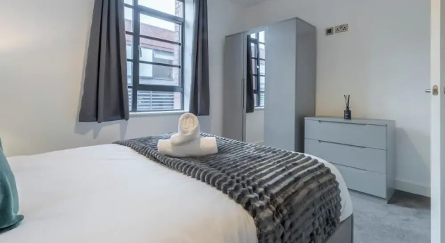 Modern 1-bed in Birmingham's Jewellery Quarter, Забронировать Отель Отели Англии 3 звезды, 3*