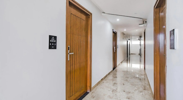 Capital O 79041 Evana 2021, Rezervovat Hotel Hotely v Bangalore s parkováním, Parkování