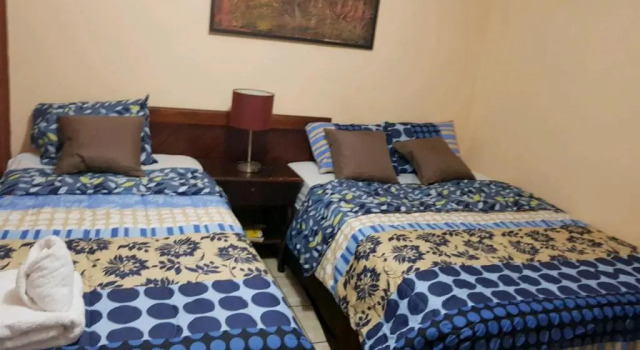 Hotel Villa Angelo, Забронировать Отель Отели в центре Манагуа с завтраком, отели в центре Манагуа с завтраком