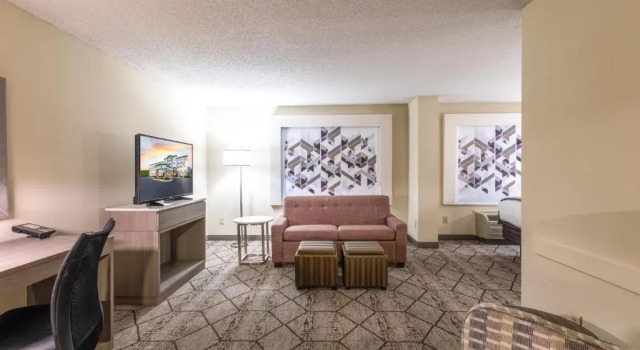 Люкс Deluxe Wingate by Wyndham Charlotte Concord Mills/Speedway
