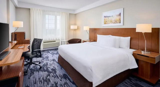 Номер Standard Fairfield Inn & Suites by Marriott Ottawa Kanata