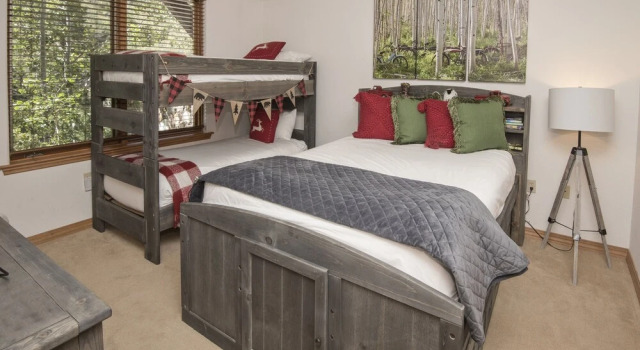 Номер Standard Aspenwood #207 2 Bedroom Condo by RedAwning