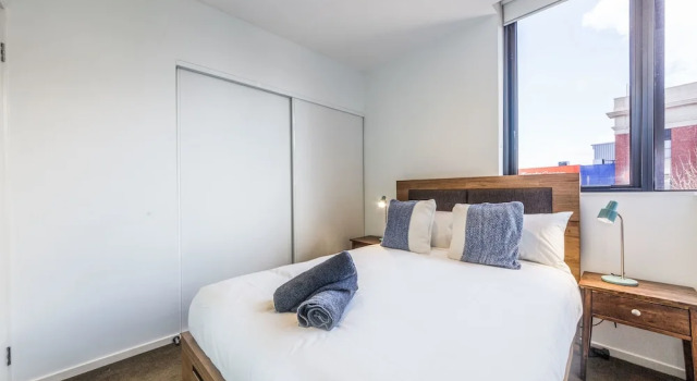 Stylish 2 bed 2 bath parking wifi pool, Book Hotel  